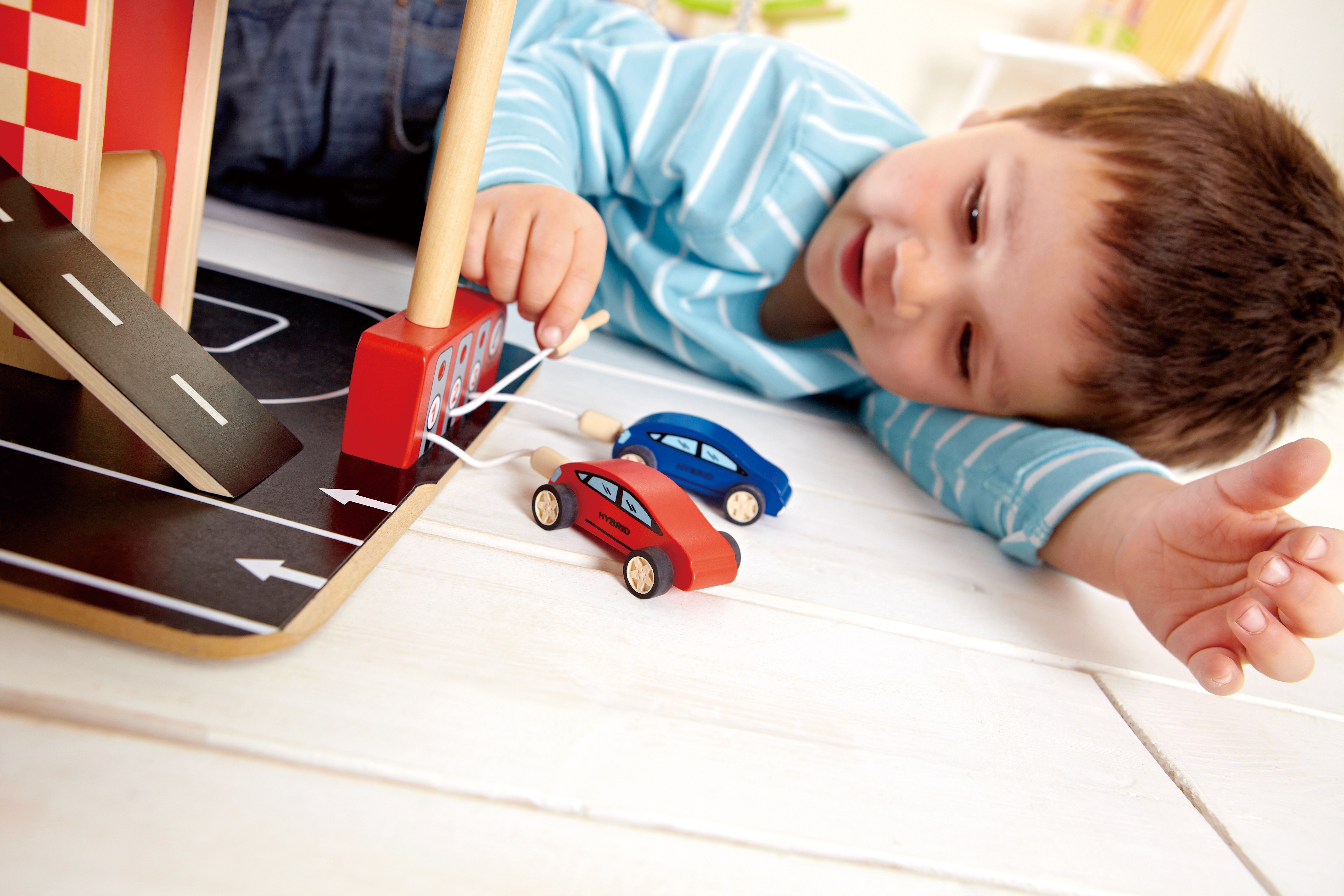 Hape Toys HAPE Parkeringshus N Go Verkstad Bestall online