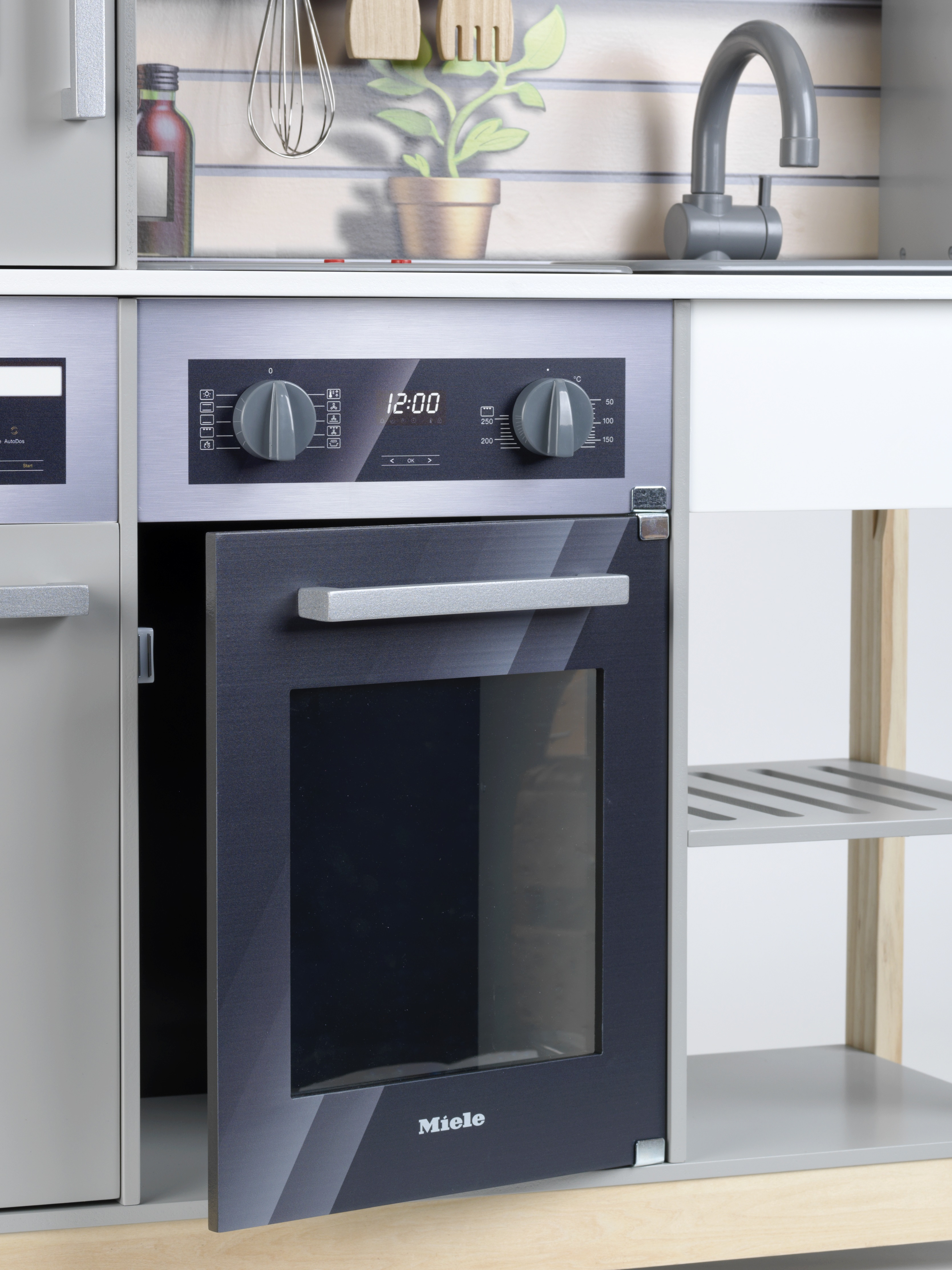 Klein Theo Cocina de juguete Family Miele Haz tu pedido online
