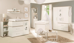 Chambre bébé trio lit commode armoire 3 portes large Moritz bois blanc 70x140 cm