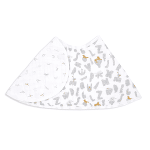 aden + anais™ essential s katoenen mousseline baby slabbetje alpha bet animals