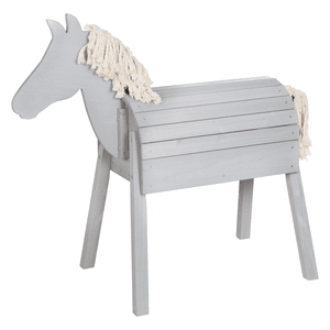 Outdoor giocare a cavallo grigio