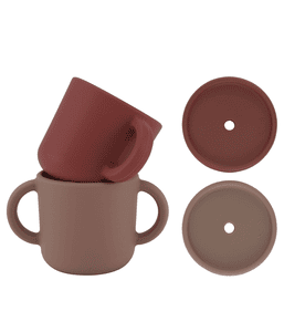 Taza con tapa en marrón