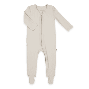 Essential emma & noah-pyjamas med fødder Beige