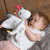 Aiko y Yuki abrazan a Unicornio