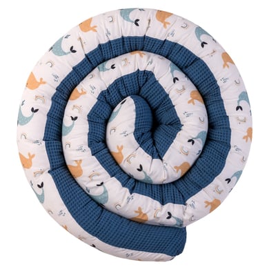 Image of Ullenboom Lettino per bambini Snake Waffle Pique Blue Whales 300 cm059