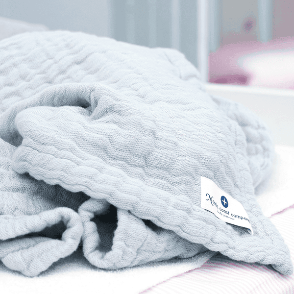 Copertina blu polvere in mussola di cotone per neonato – Nordic