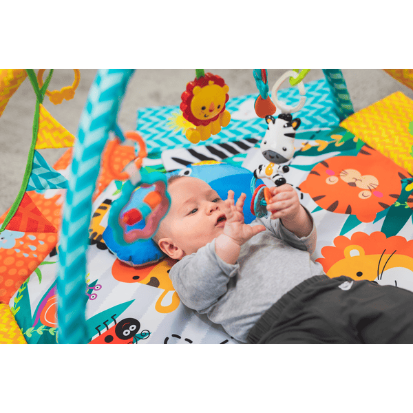 Alfombra de actividades para bebé con arco de juegos de Fehn - chicBebits