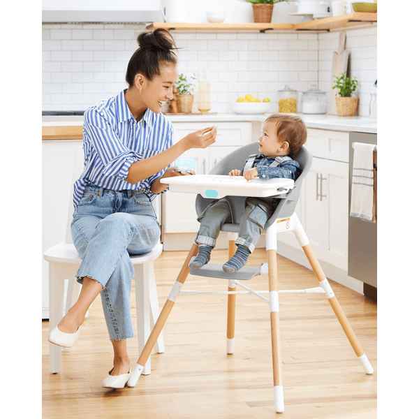 Sit to step high chair store skip hop