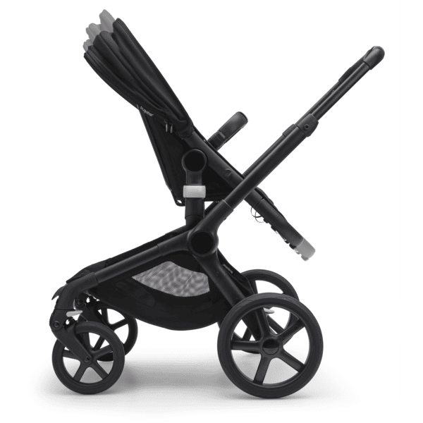 Bugaboo - Passeggino trio Fox5 con ovetto e base rotante. Acquistalo ora  sul nostro e-shop!