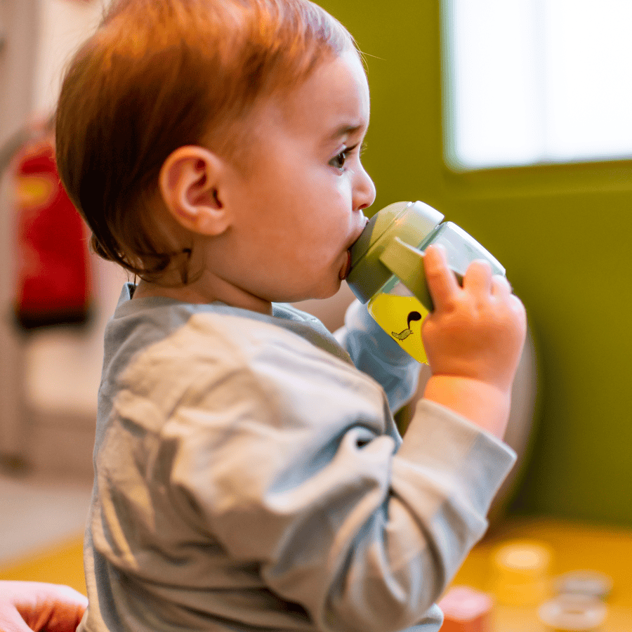 Tommee Tippee Sippee Cup 190ml da 4+ mesi in verde NQ7462