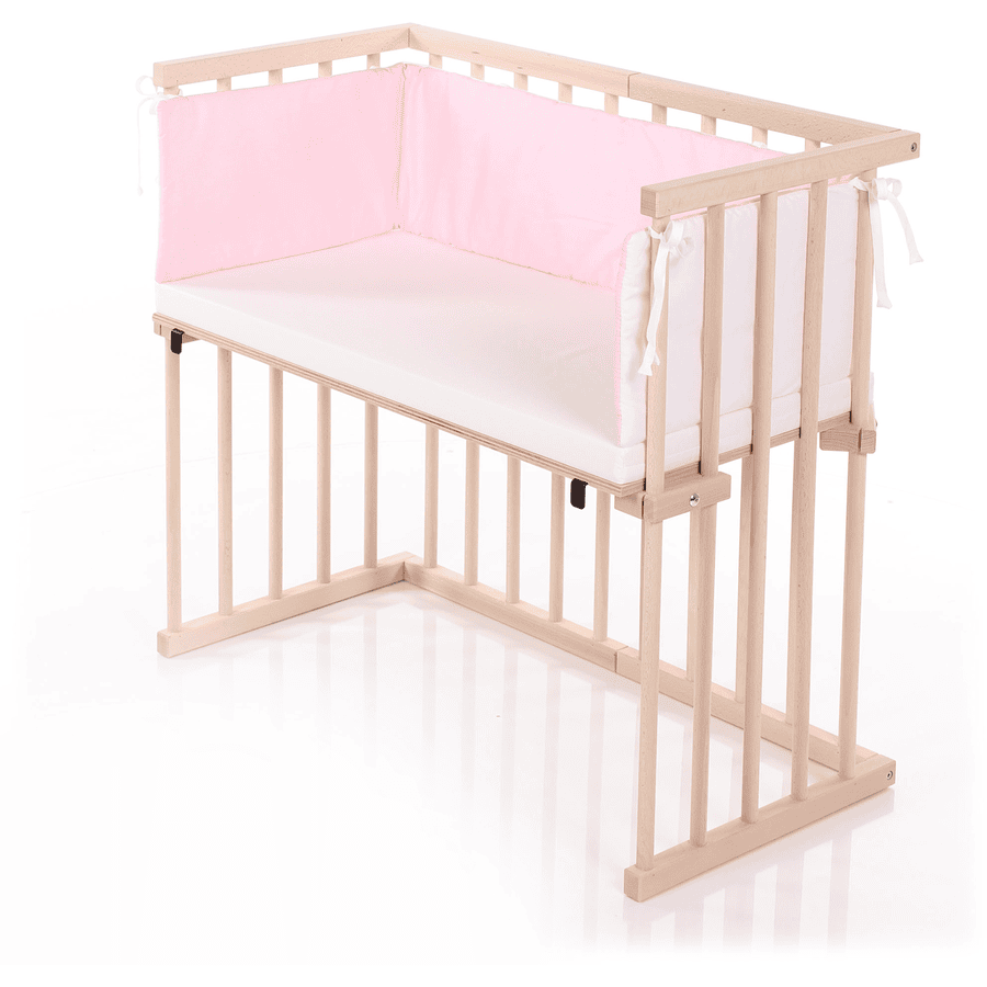 dreamgood Beistellbett natur inkl. Matratze prime und Nestchen rose / weiß