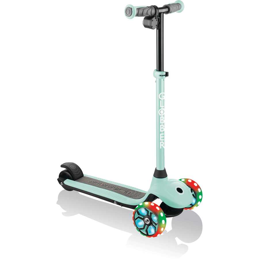 GLOBBER Scoot er One K E-Motion 4 Plus menta